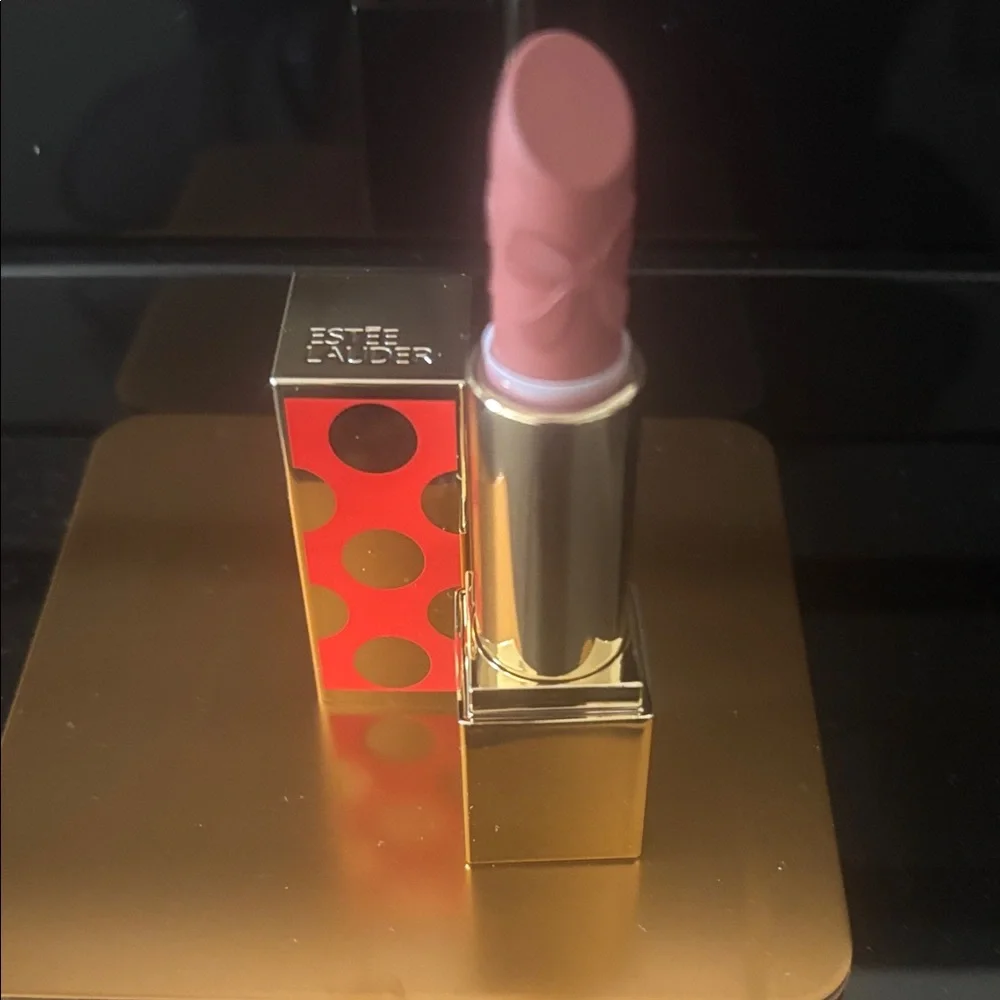 Estée Lauder Lipstick Duo Red Ribbon & Sneak Peek Limited Edition
